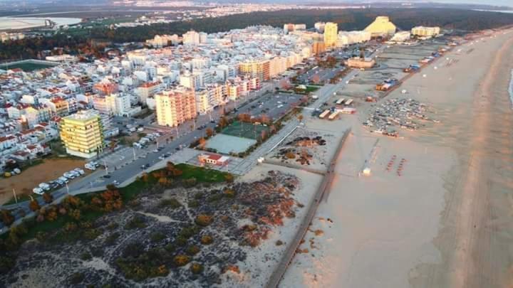 Monte Gordo T2 Frente Mar Apartment ภายนอก รูปภาพ